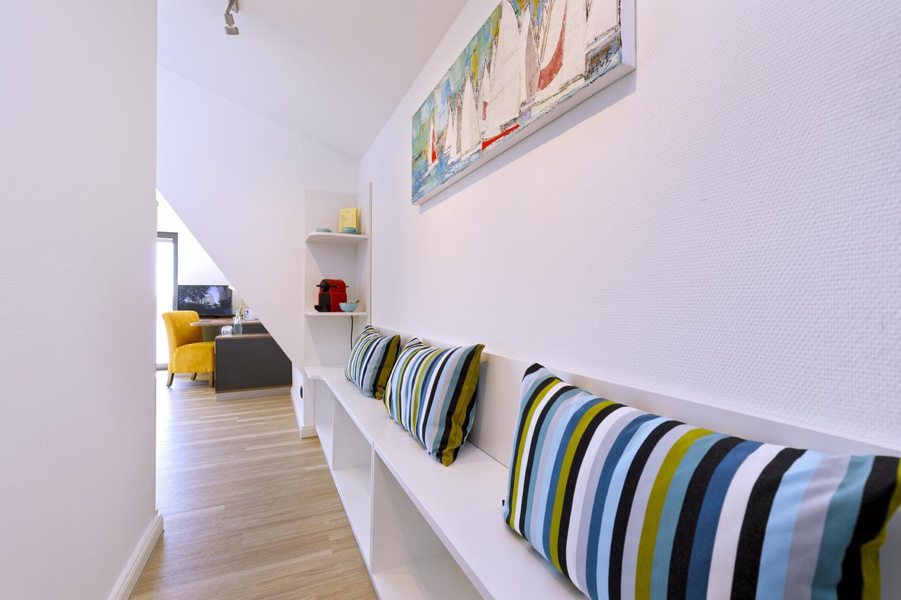 Logierhaus Rheintoreins レース エクステリア 写真